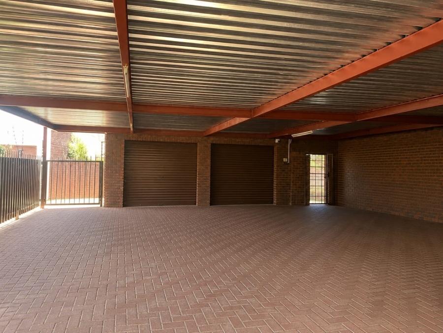 4 Bedroom Property for Sale in Kathu Northern Cape
